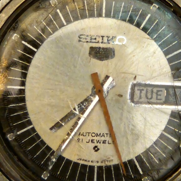 Vintage Seiko 5 Automatic Men’s Watch – Model 6119-8670 (21 Jewels) - Picture 3 of 16